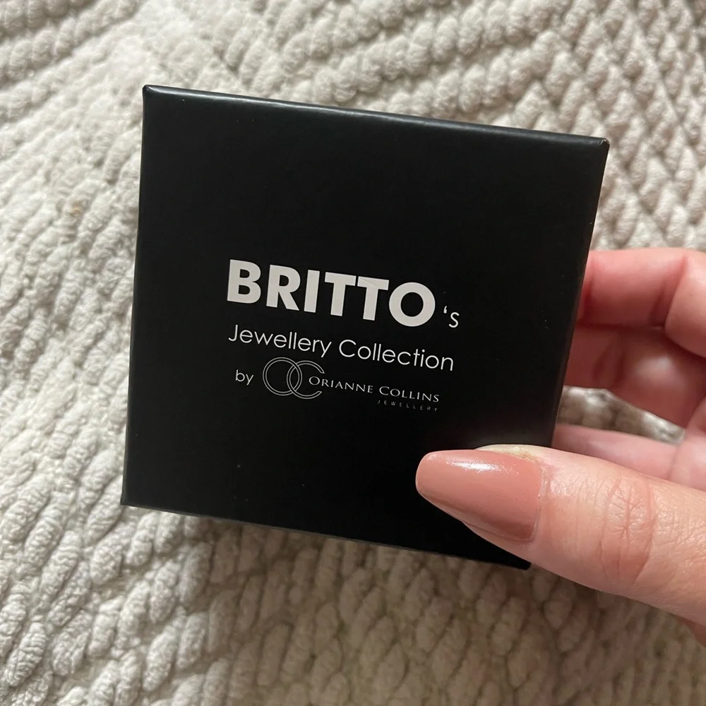 Romero Britto Multicolor Butterfly Pin with Swarovski Crystals Limited Edition - Picture 7 of 8